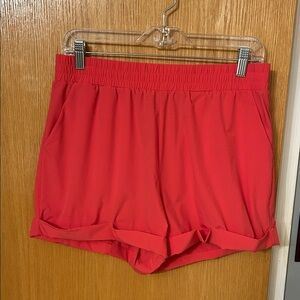 🦋 Mono B elastic waist coral  Women's Shorts large.🦋